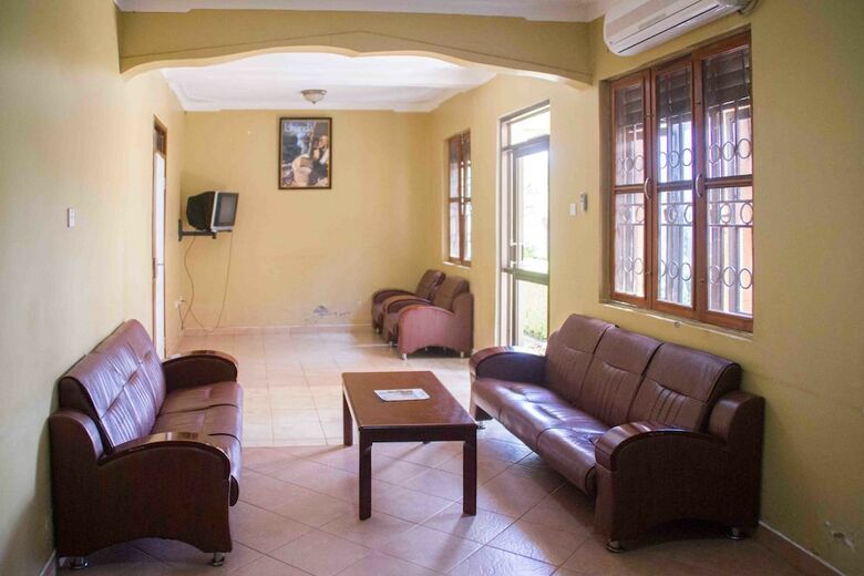 Akello Hotel