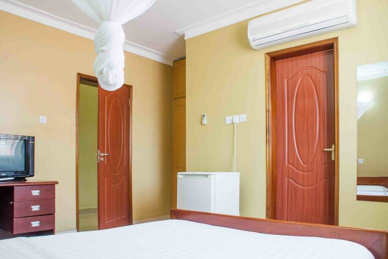 Akello Hotel