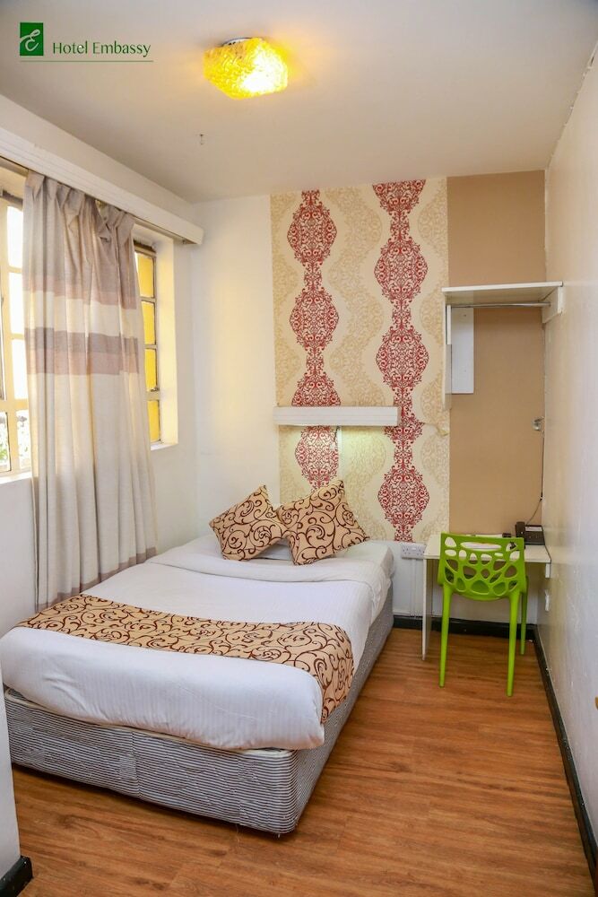 Hotel Embassy