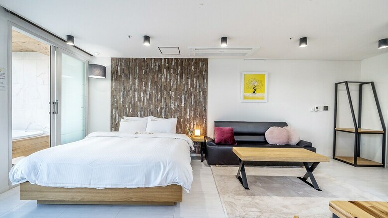 Hotel Yeosu Sunhill Spa Pension