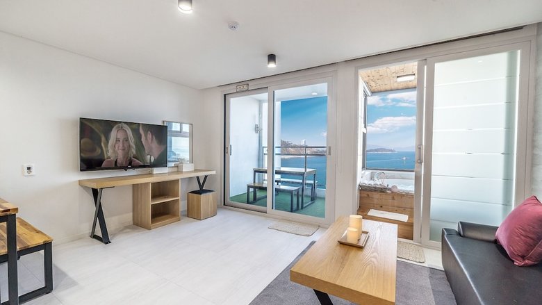 Hotel Yeosu Sunhill Spa Pension