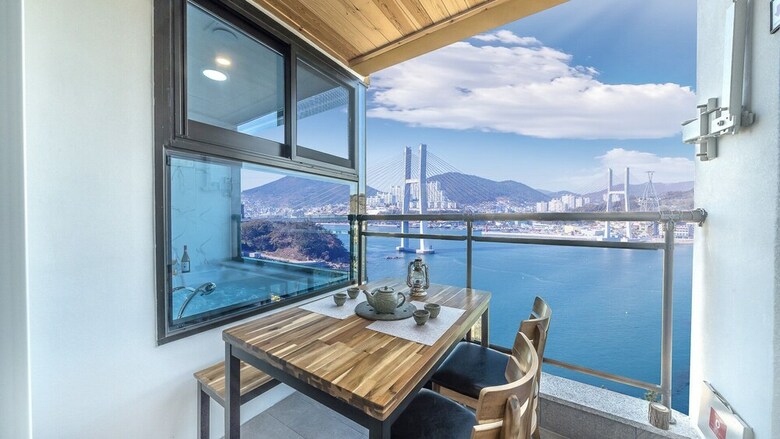 Hotel Yeosu Sunhill Spa Pension