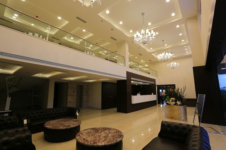 Hotel Tgi Grand Nandan Kanan