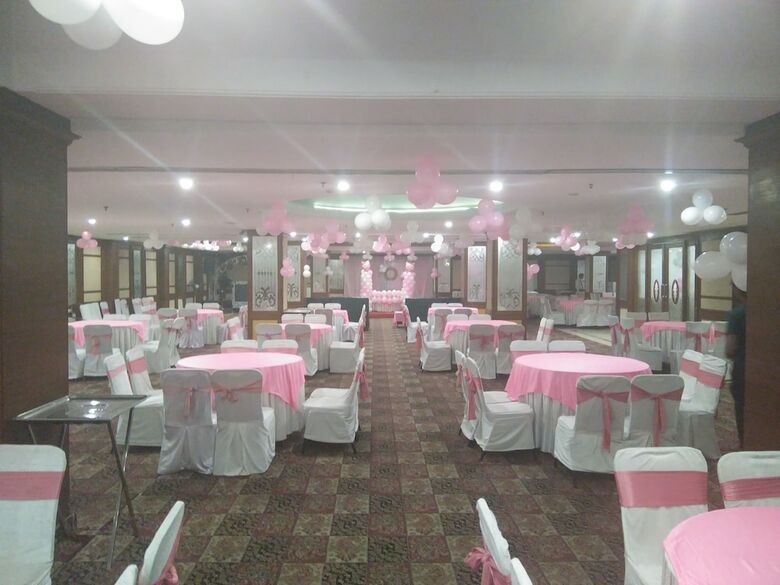 Hotel Eqbal Inn