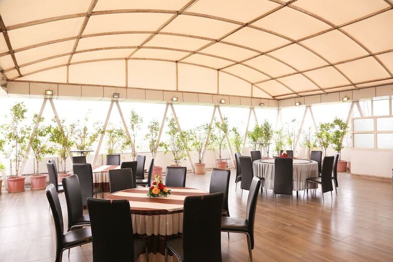 Hotel Treebo Trend Sun Palace Bhopal