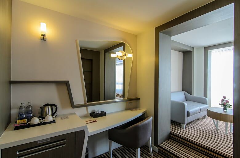 The Paradiso Jk Design Hotel