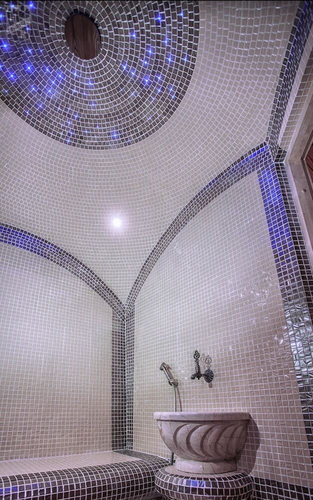 Heuriger Spa Hotel