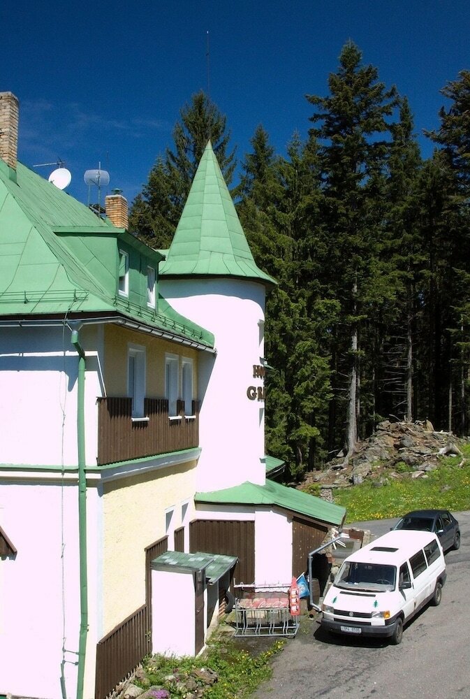 Hotel Gr�dl