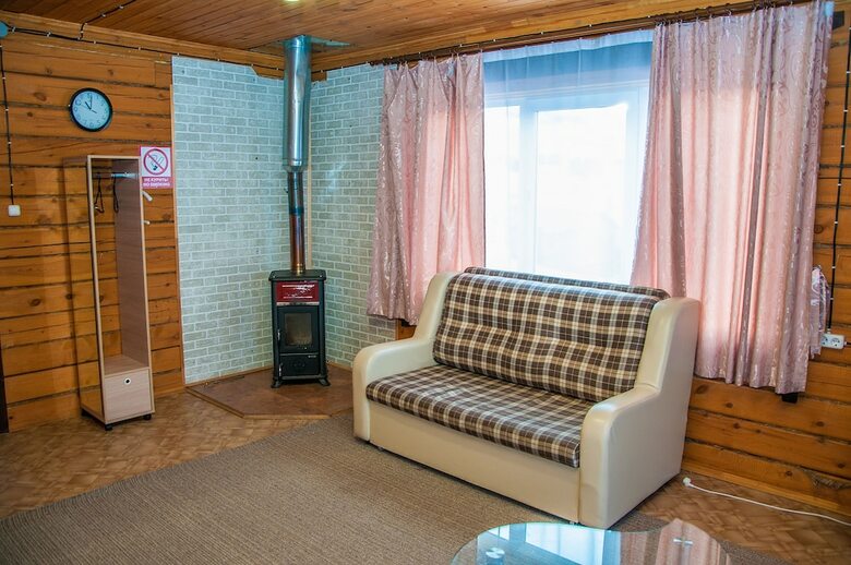 Hotel Holiday Village Bayar
