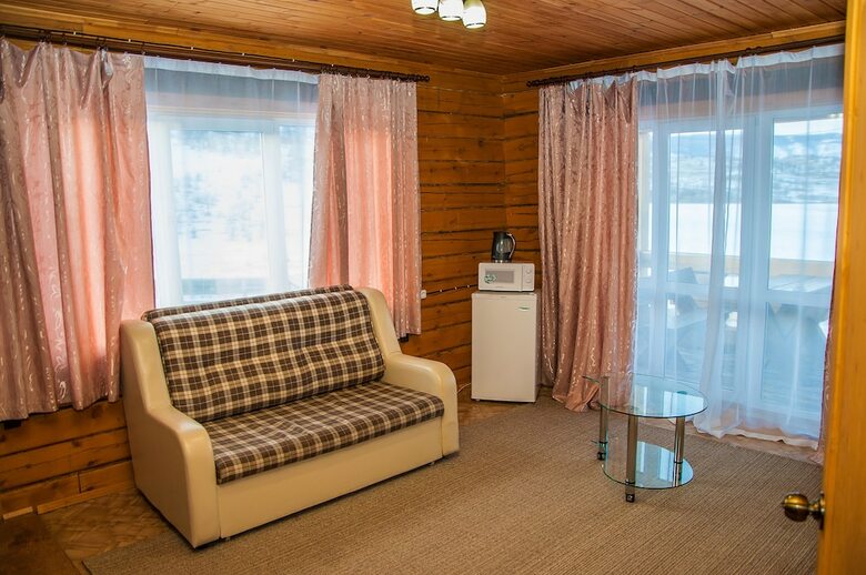 Hotel Holiday Village Bayar