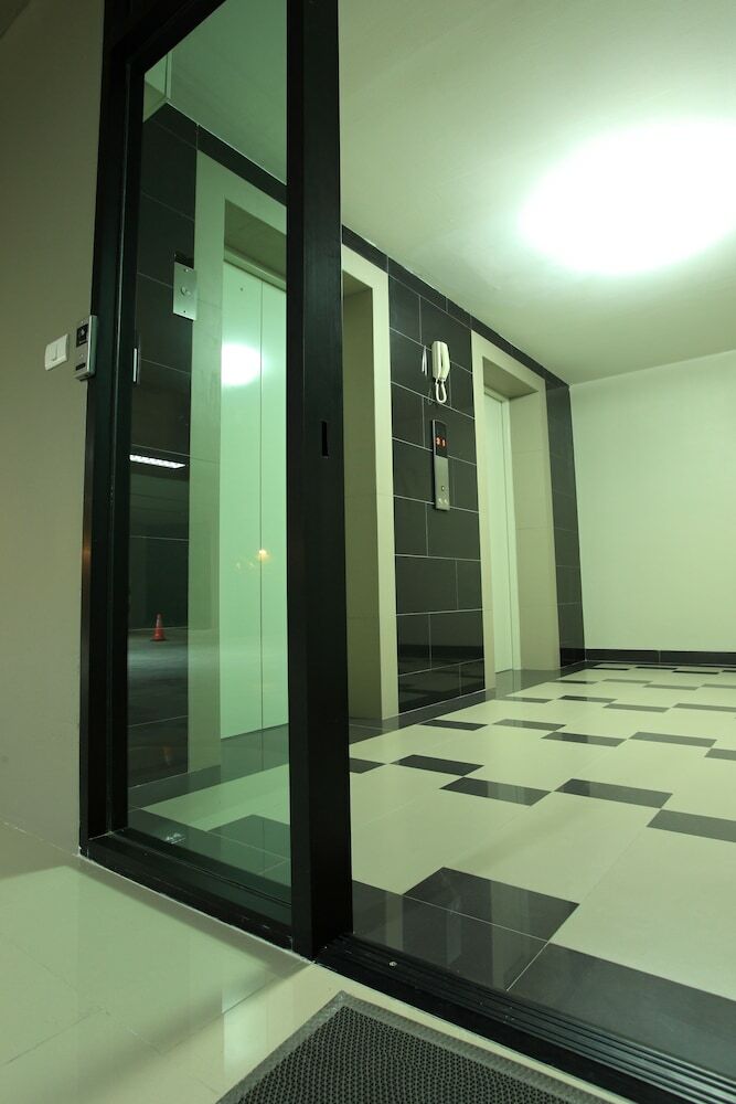 Hotel Romyen Garden Place