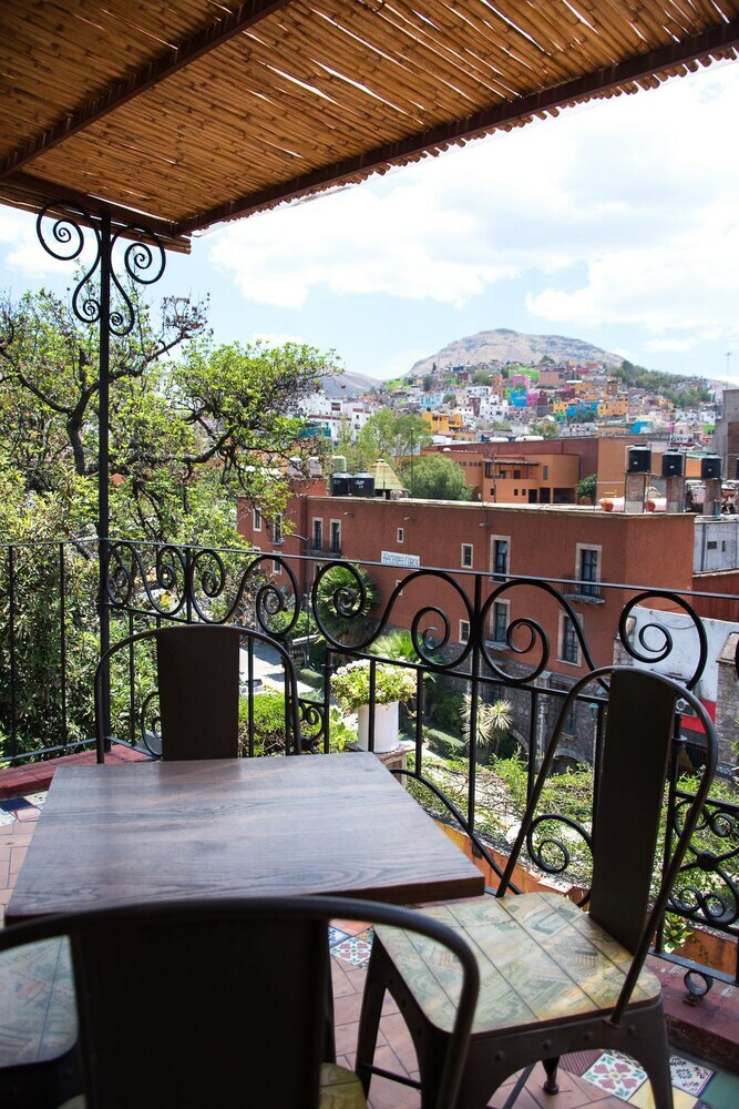Apartamentos Las Cuatro Puertas