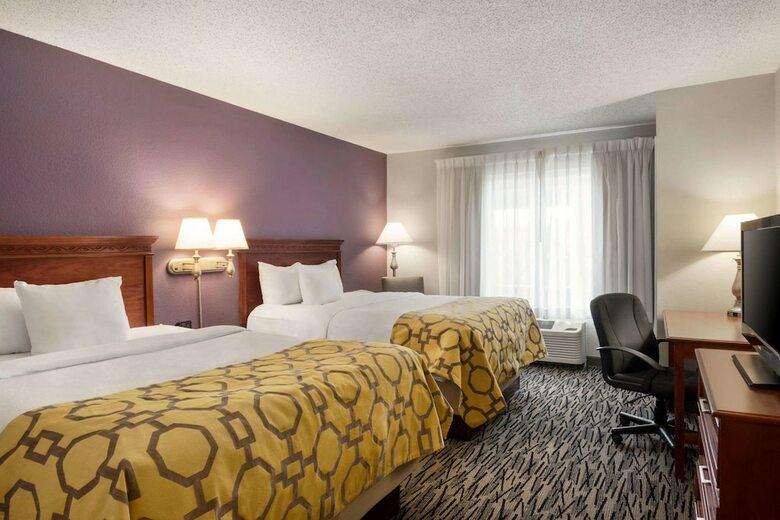 Hotel Baymont By Wyndham Springfield I-44