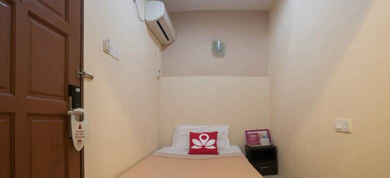 Hotel Zen Rooms Golden Star