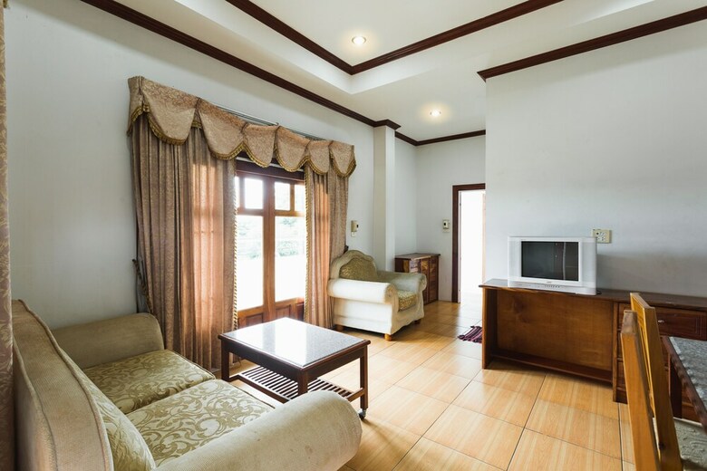 Hotel Lert Prasert House