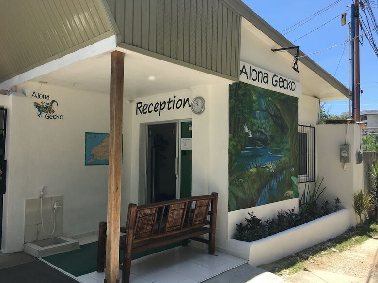 Hotel Alona Gecko Inn