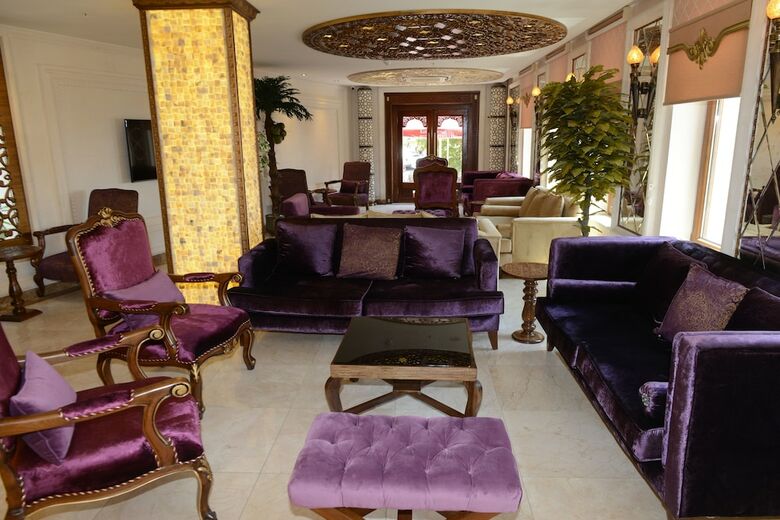 Kaya Ninova Hotel