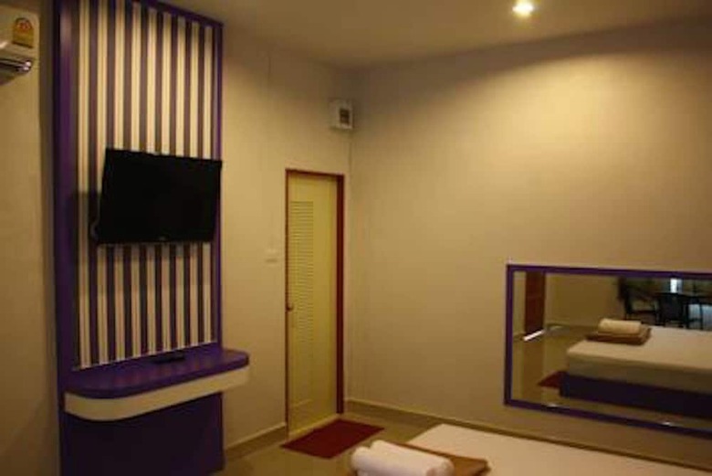 Sabai Ez Hotel