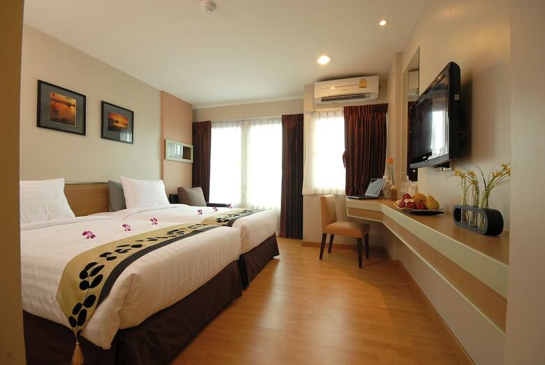 Hotel Bangkok Loft Inn