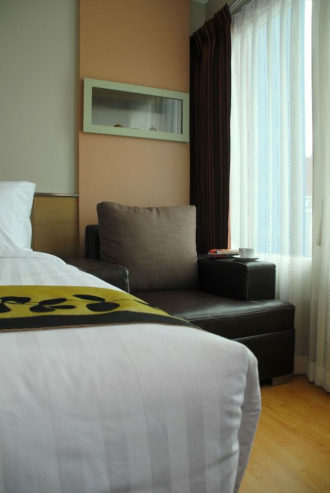 Hotel Bangkok Loft Inn