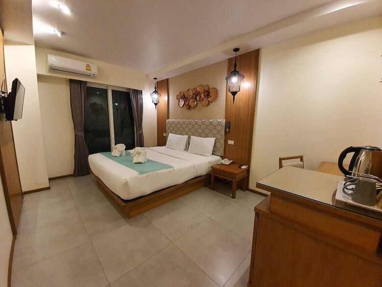 The Signature Hotel @ Thapae