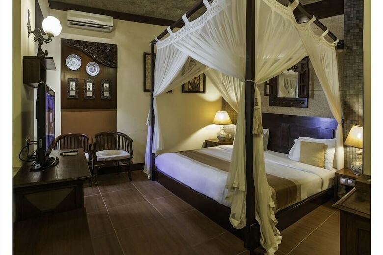 Hotel Dhanesvara Holistic Unique Homestay