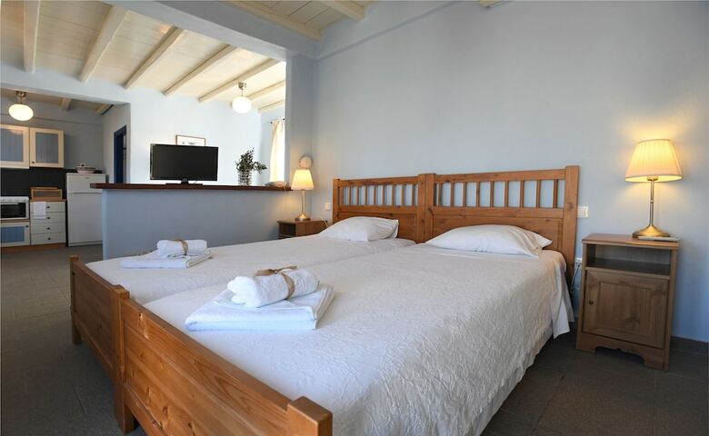 Apartamentos Glafki Studios & Suites