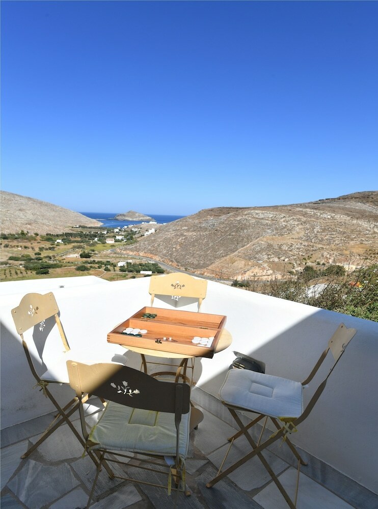 Apartamentos Glafki Studios & Suites