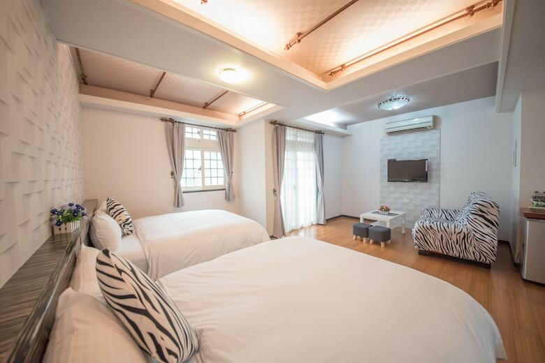 Hotel Honey House B&B