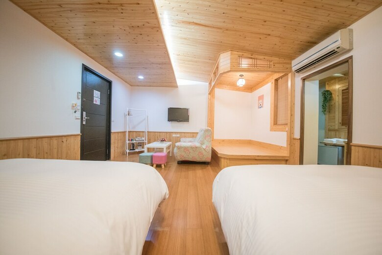 Hotel Honey House B&B