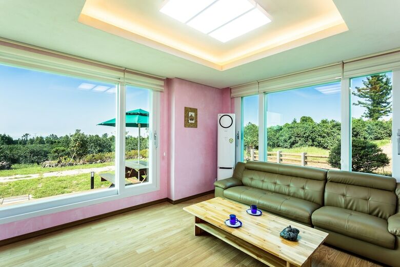 Banhakeura Pension