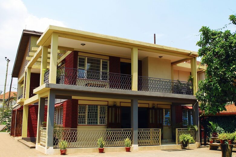 Troos Hotel