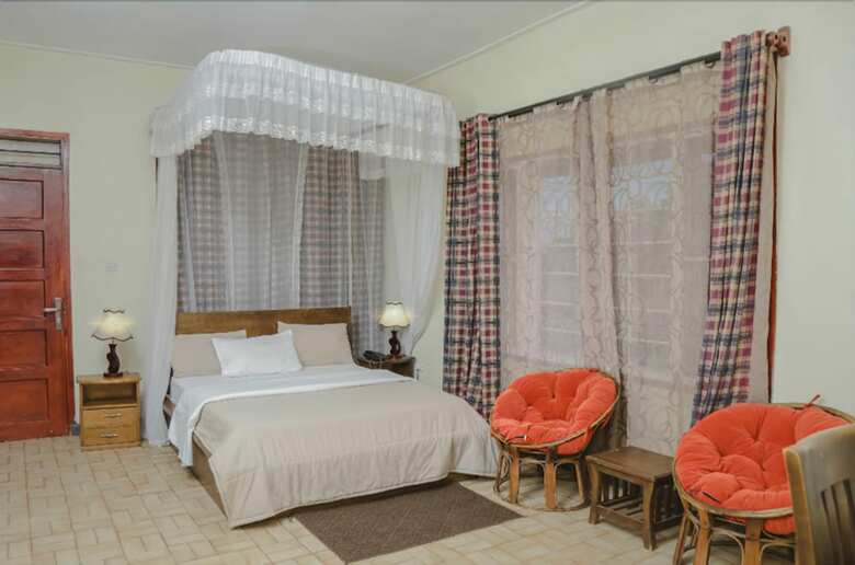Troos Hotel
