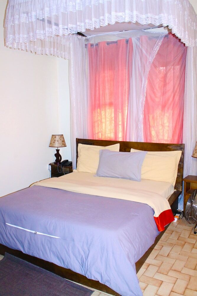 Troos Hotel