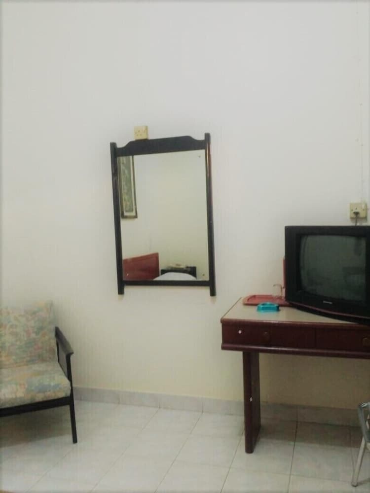 Ang's Hotel