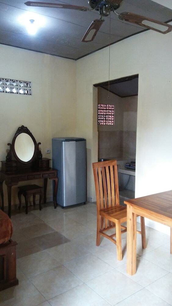 Hostal Kasih Sayang House