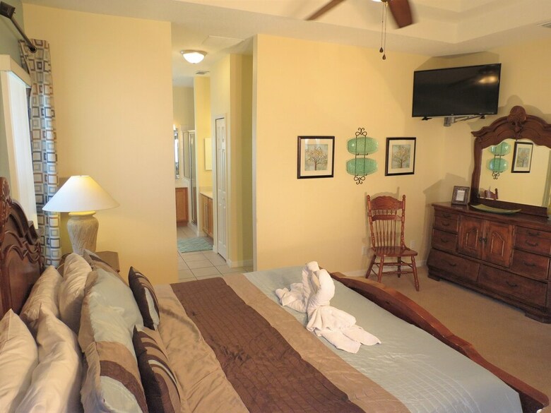 Davenport Area Pool Homes By Svv