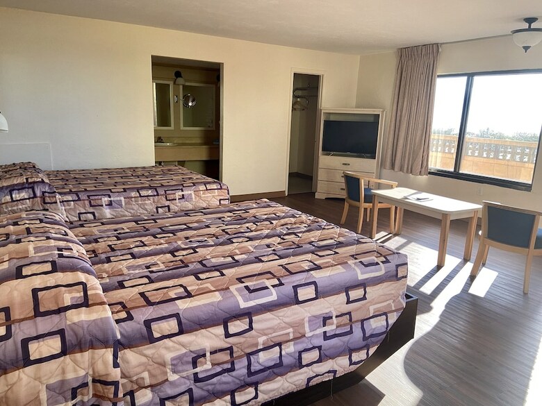 Posada Buccaneer Inn