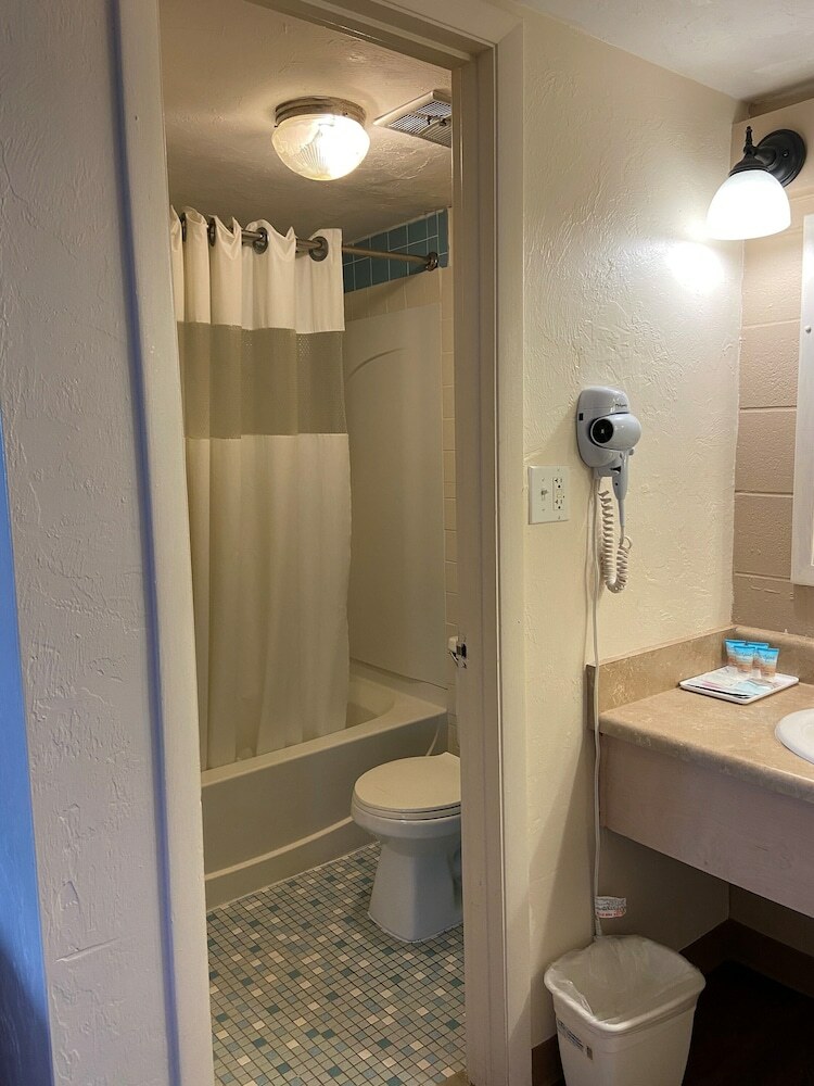 Posada Buccaneer Inn