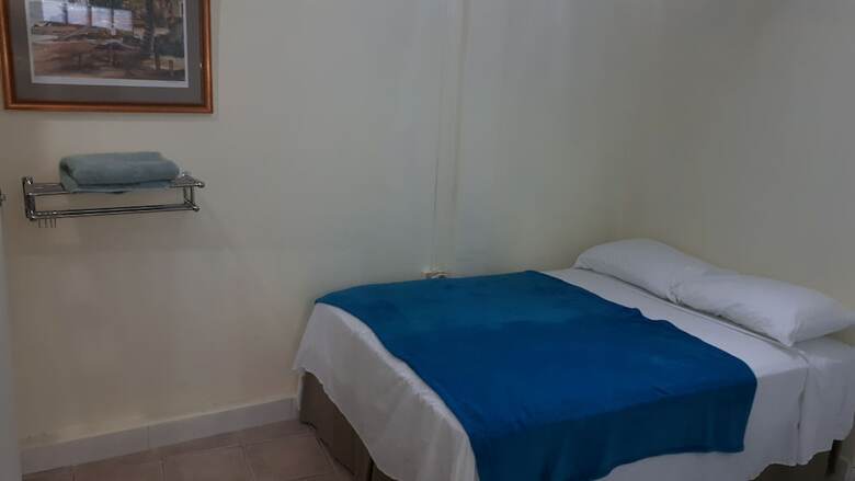 Hotel Woodbrook On The Avenue