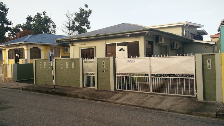 Hotel Woodbrook On The Avenue