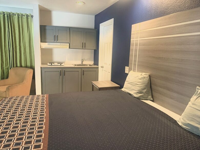 Motel Place Inn