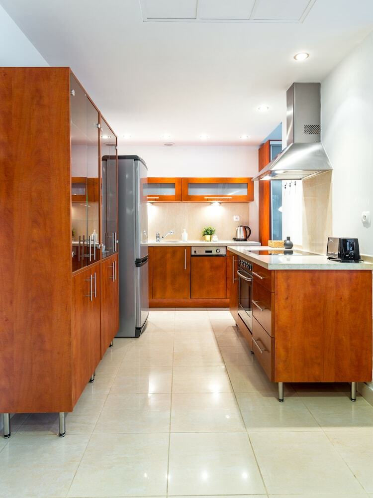 Friendhouse Apartments - Aparthotel