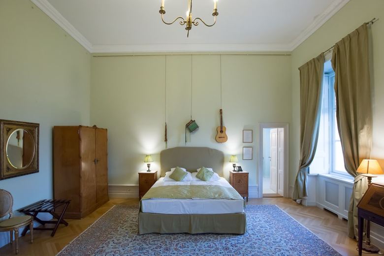 K�rolyi Kast�ly Hotel & Restaurant