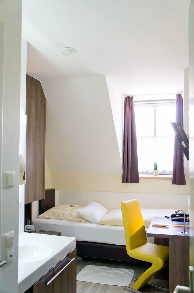 Hotel - Restaurant Kastanienhof Lauingen