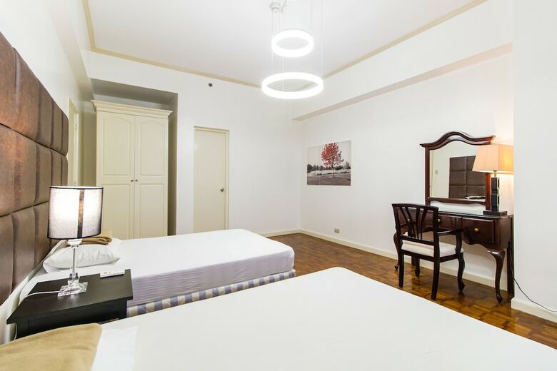 Alcoves Apartments