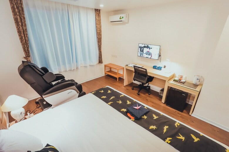 Momizi Business Hotel