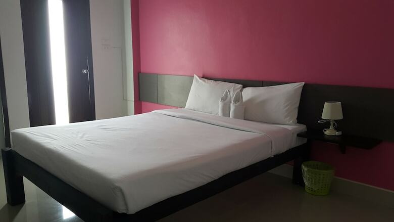 Hotel Sp Residence Suratthani