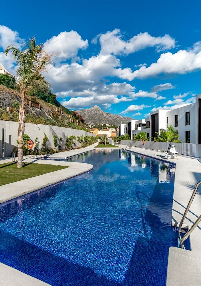 A-vita Azahar Luxury Apartments