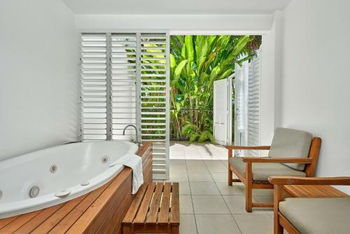 Hotel The Beach Club Luxury Private Apartments